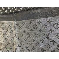 Louis Vuitton Monogram Tuch in Schwarz