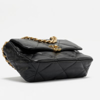Chanel Chanel 19 Leather in Black