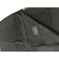 Louis Vuitton Monogram Tuch in Black