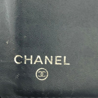 Chanel Sac à main/Portefeuille en Cuir verni en Bleu