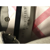 Burberry Jacke/Mantel aus Baumwolle in Khaki