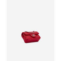 Chanel Timeless Classic aus Lackleder in Rot