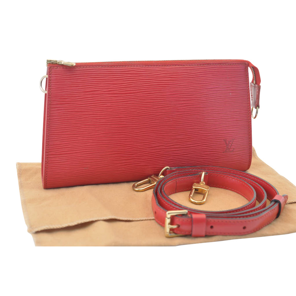 Louis Vuitton Pochette Accessoires Leer in Rood