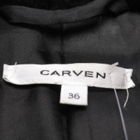 Carven Jacke/Mantel in Schwarz