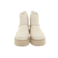 Ugg Australia Ankle boots Leather in Beige