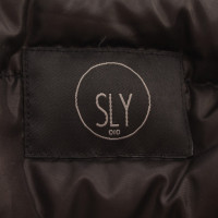 Sly 010 Giacca/Cappotto in Nero