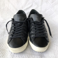 Philippe Model Sneaker in Pelle in Nero