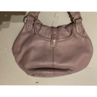 Lancel Handtasche aus Leder in Violett
