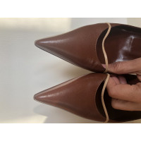 a.testoni Pumps/Peeptoes Leather in Brown
