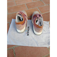 Hogan Chaussures à lacets en Rose/pink
