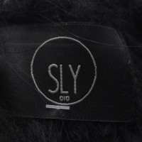 Sly 010 Vest in Black