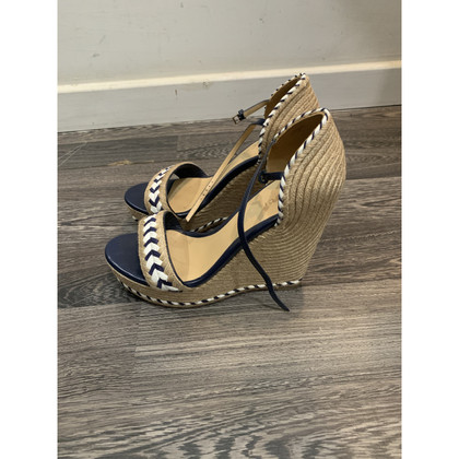 Gucci Wedges aus Leder in Blau