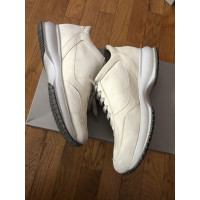 Hogan Trainers Suede in White