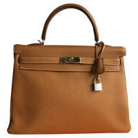 Hermès Kelly Bag 35 Leather in Ochre