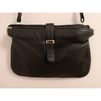 Comtesse Handbag Leather in Black