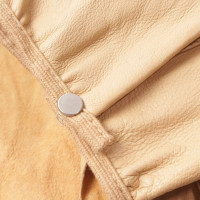 High Use Jacke/Mantel aus Leder in Beige