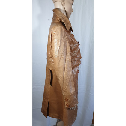 Christian Dior Jacke/Mantel aus Leder in Beige