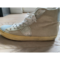 Philippe Model Trainers Leather in Beige