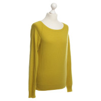 Closed Pullover in Curry-Gelb