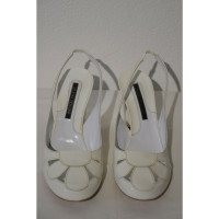 Pollini Sandales en Cuir verni en Blanc