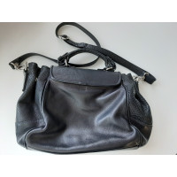 Lloyd Handbag Leather in Black