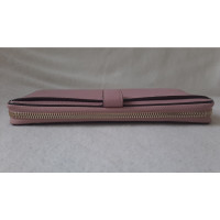 Tumi Sac à main/Portefeuille en Cuir en Rose/pink