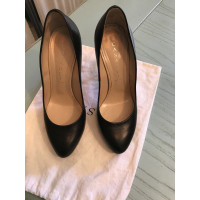 Casadei Décolleté/Spuntate in Pelle in Nero