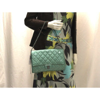 Chanel Classic Flap Bag Patent leather in Green