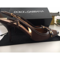 Dolce & Gabbana Décolleté/Spuntate in Tela in Marrone