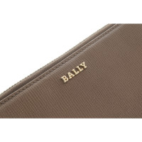 Bally Bag/Purse Leather in Brown