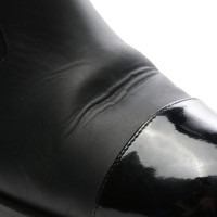 Chanel Boots Leather in Black