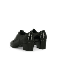 Stuart Weitzman Chaussures à lacets en Cuir en Noir