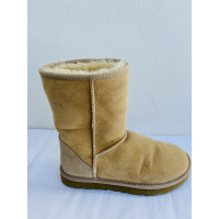 Ugg Australia Boots Leather in Beige