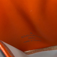 Louis Vuitton Accessoire Leer in Bruin
