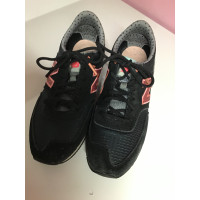 New Balance Sneakers in Schwarz