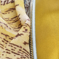 Gucci Jacke/Mantel aus Seide in Gelb