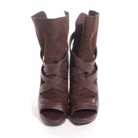Camilla Skovgaard Pumps/Peeptoes Leather in Brown