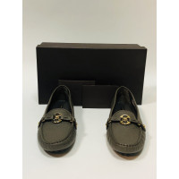 Louis Vuitton Slippers/Ballerinas Leather in Taupe