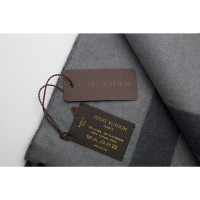 Louis Vuitton Sjaal Wol in Grijs