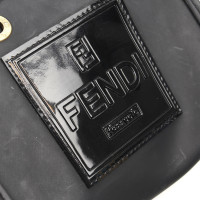 Fendi Täschchen/Portemonnaie aus Leder in Schwarz