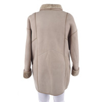 Bally Jacke/Mantel aus Leder in Beige