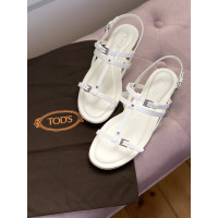 Tod's Sandals Patent leather in White