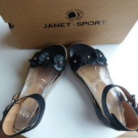 Janet & Janet Sandals Leather in Black