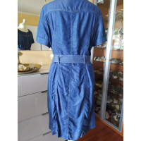 Karen Millen Kleid aus Jeansstoff in Blau