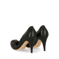 Chanel Pumps/Peeptoes Leer in Bruin