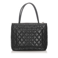 Chanel Medallion aus Leder in Schwarz