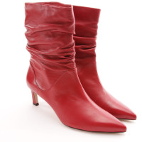 Stuart Weitzman Enkellaarzen Leer in Rood