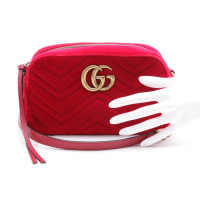 Gucci GG Marmont Velvet Shoulder Bag in Rosso