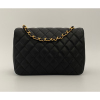 Chanel Classic Flap Bag in Pelle in Nero