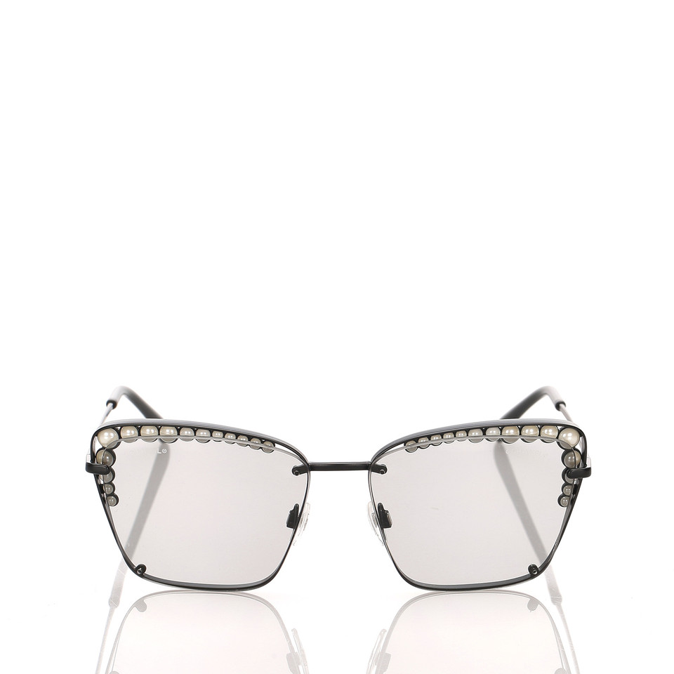 Chanel Sonnenbrille in Grau